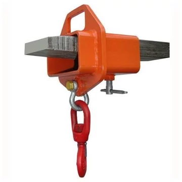 Targonca teherhorog egy villához, teherbírása 2000 kg