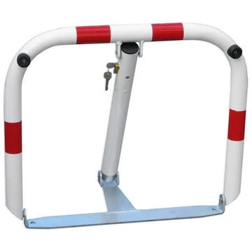 Dönthető parkolórúd, fehérre festve, szélessége 600 mm