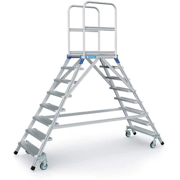 Mindkét oldalon peronlépcső, a platform magassága 1920 mm, 8 csúszásgátló alumínium lépés