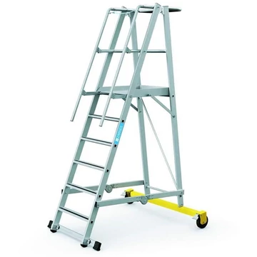 Mozgatható Dobogós létra, összecsukható, a platform magassága 1,6 m, 6 csúszásgátló alumínium lépcső Mozgatható Dobogós létra, összecsukható, a platform magassága 1,6 m, 6 csúszásgátló alumínium lépcső