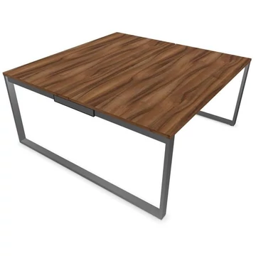 SQart íróasztal mindkét oldalon, fehér alumínium váz (RAL9006), dió munkalap, szélesség x mélység: 1600 x 1600 mm