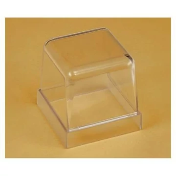 Védőburkolat átlátszó polikarbonátból, 5x5 modul, 55 x 55 x 56 mm méret.